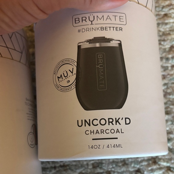 Running/training gift! 2 new BrüMate UNCORK'D Neon Pink wine Tumbler - recovery - Picture 3 of 6